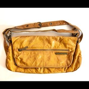 Matt & Nat Vegan Mustard Crossbody